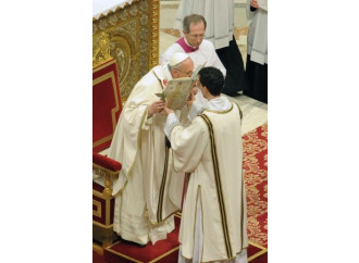Papa Francesco e la liturgia: timori infondati
e silenzi pesanti sulla riforma di Benedetto XVI