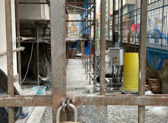 Milioni e sospetti: la chiesa sfruttata è ancora chiusa