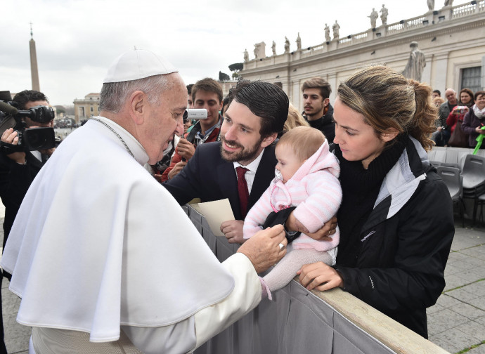 Ariza con la sua famiglia a Roma dal Papa Ariza con la sua famiglia a Roma dal Papa