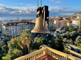 Campana dei bimbi non nati, Suetta: «Un richiamo contro l’aborto»