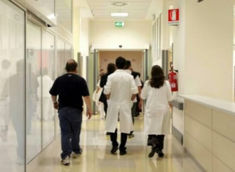 In corsia, ma senza Cristo. Come cambiano i cappellani