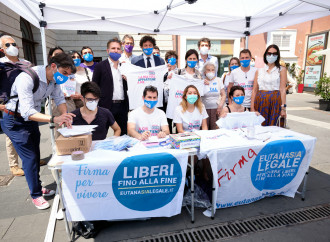 Puoi scegliere l'eutanasia, ma non le cure per tuo figlio: a che libertà giochiamo?