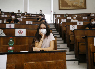 In mano ai mandarini di Stato: storie di discriminati