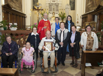 "Consacrati nella Croce, la sofferenza che salva il mondo"