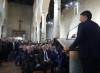 Renzi in chiesa, choc. Ma la profanazione era già iniziata