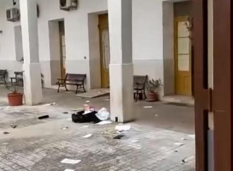Devasta chiesa gridando Allah. “L'Osservatorio serve”