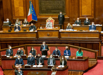 La ricreazione è finita: l'Europa presenta il conto