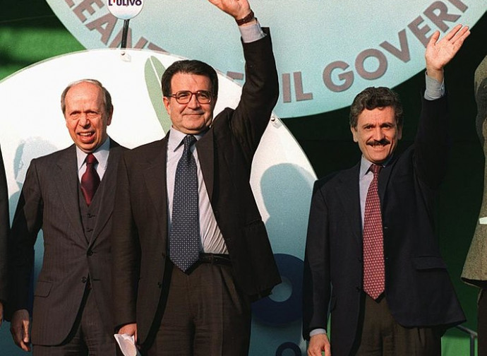 Dini, Prodi e D'Alema al governo nel 1996 Dini, Prodi e D'Alema al governo nel 1996