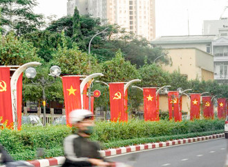 Sono le suore cattoliche ad assistere i malati di lebbra in Vietnam
