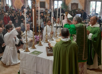 La Chiesa del dialogo umilia Burke: Messa a porte chiuse