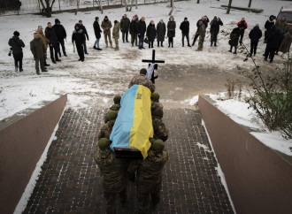 Cade la roccaforte ucraina: i russi avanzano in Donbass