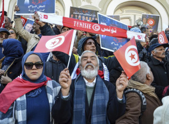 Scafisti e mujahidin: sta esplodendo la bomba tunisina
