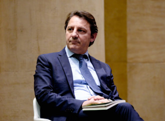Regionali, la sinistra punta sull'assistenzialismo grillino