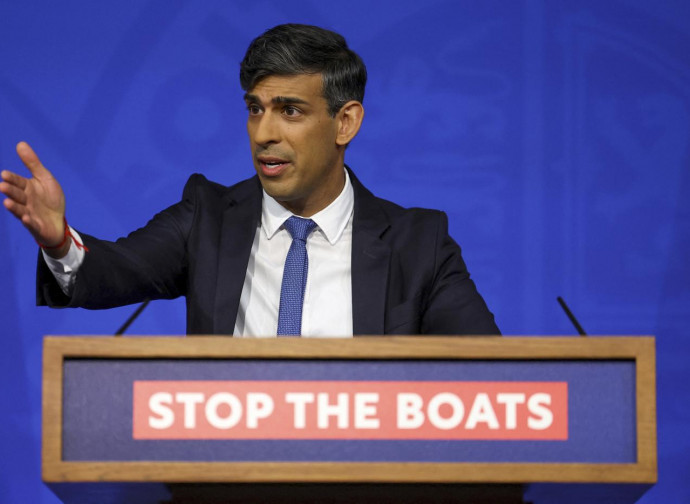 Rishi Sunak, Downing Street, 22 aprile 2024 (foto AP via LaPresse)