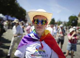 Ue contro Ungheria: niente limiti alla propaganda arcobaleno