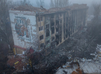 Ucraina: i russi avanzano, i negoziati languono e la Bce sgambetta la Ue