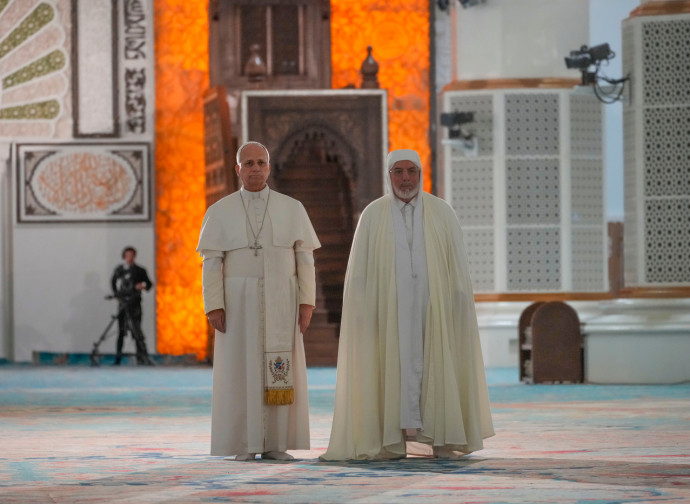 Leone XIV visita la grande moschea d'Algeri
