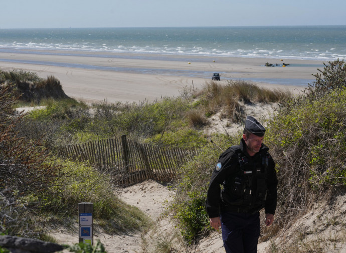 Dunkirk, nord della Francia, 23 aprile 2026, durante una visita del ministro Mahmood (Ap/LaPresse)