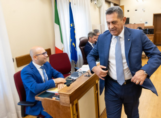 «Vaccini? Eseguivo gli ordini»: il codice d'onore del generale signorsì