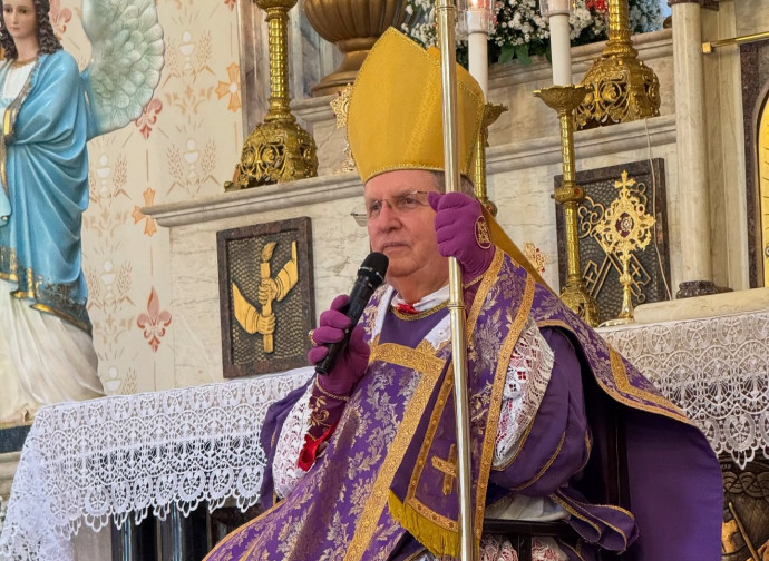 foto tratta da: pagina FB "Administração Apostólica Pessoal S. João Maria Vianney"