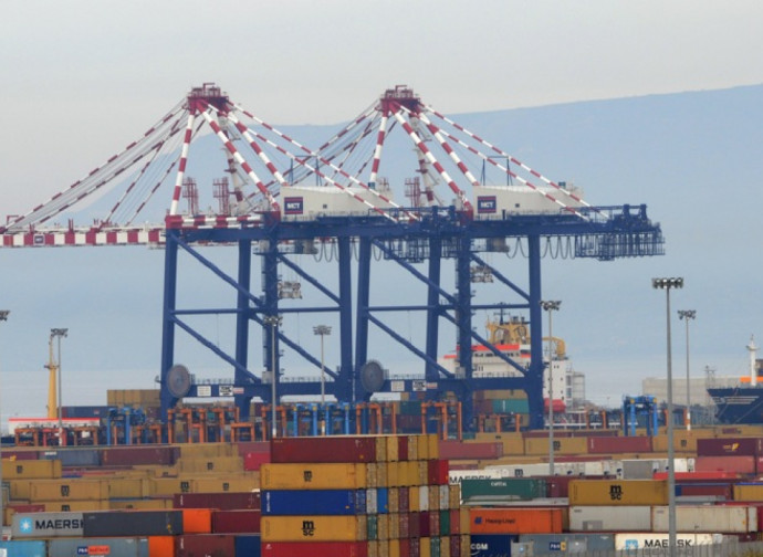 Porto di Gioia Tauro (LaPresse) Porto di Gioia Tauro (LaPresse)