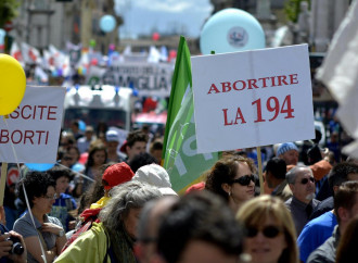 Il vescovo Suetta: «Aborto, basta tabù: abrogare la 194»