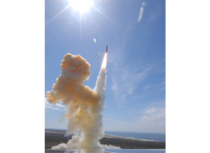 Lancio di un missili anti-missile GMD Lancio di un missili anti-missile GMD