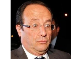 Hollande e l'"incubo" dei due elefanti