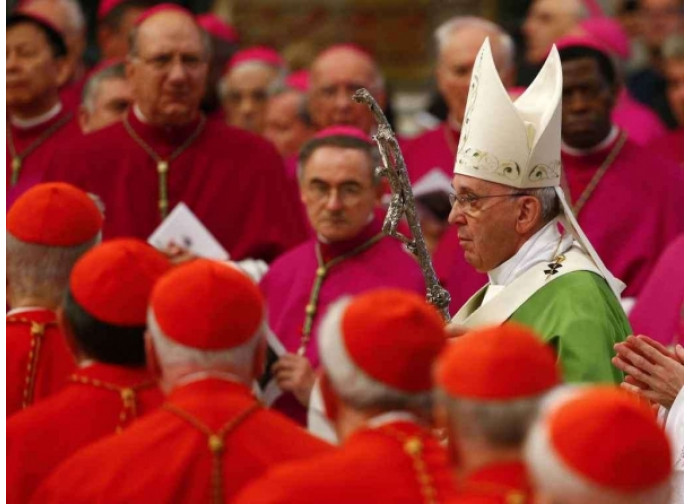 Papa Francesco al Sinodo Papa Francesco al Sinodo