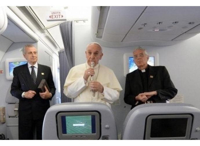 Il Papa in aereo Il Papa in aereo