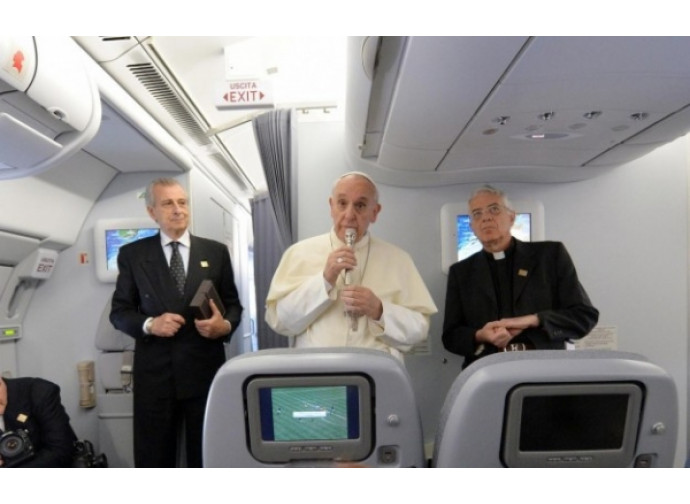 Il Papa in aereo Il Papa in aereo