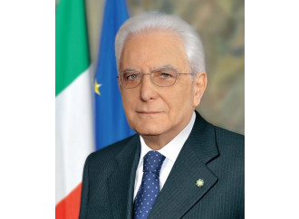 Mattarella lancia un sobrio appello agli italiani