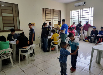 Continua l’esodo di profughi venezuelani in Brasile