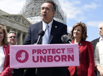 Trump: sì alla legge contro l'aborto votata alla Camera