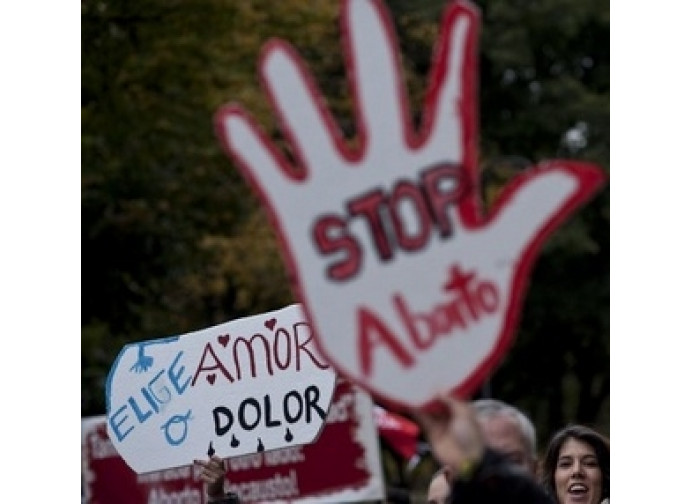 Manifestazione contro l aborto Manifestazione contro l aborto