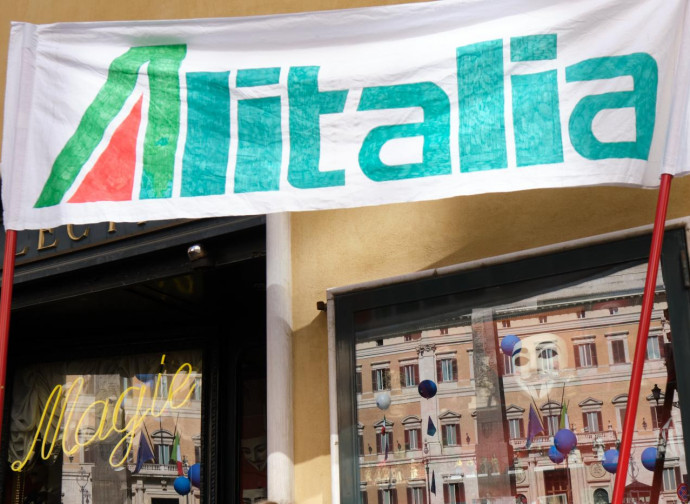 Roma, manifestazione dei lavoratori di Alitalia