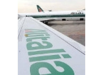 Poste e Alitalia, un affare molto privato