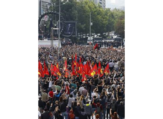 Ankara, manifestazione in memoria delle vittime Ankara, manifestazione in memoria delle vittime
