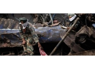 Strage a Mumbai,
l'ombra di al-Qa'ida