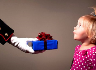 Bimbo senza regalo: la paura di evitare choc ai nostri figli