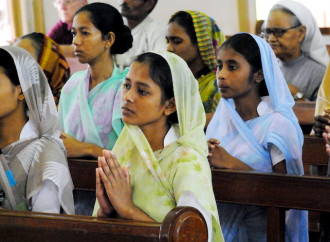 I sacerdoti cattolici rinunciano ai sussidi economici del governo bengalese