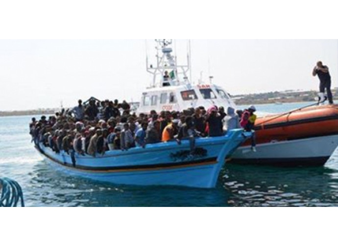 Sbarchi di migranti a Lampedusa Sbarchi di migranti a Lampedusa