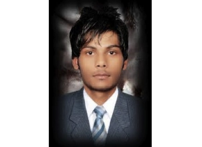 Akash Bashir, il ragazzo pakistano che si è sacrificato facendo da scudo contro un kamikaze Akash Bashir, il ragazzo pakistano che si è sacrificato facendo da scudo contro un kamikaze