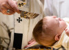 MicroMega, cortocircuito sul Battesimo ai bimbi