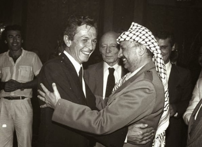 Berlinguer e Arafat nel 1982 Berlinguer e Arafat nel 1982