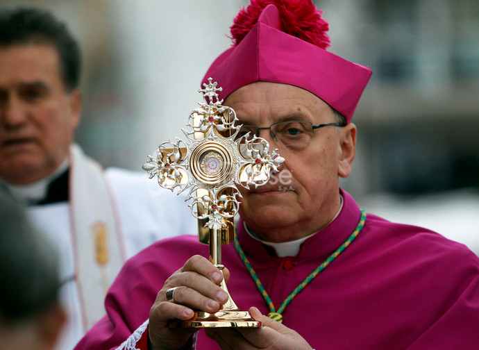 Mons. Tadeusz Kondrusiewicz Mons. Tadeusz Kondrusiewicz