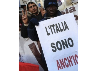 Accogliere tutti? 
L'Italia non se 
lo può permettere