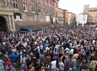 Protesta contro il Green Pass, in piazza in 80 città