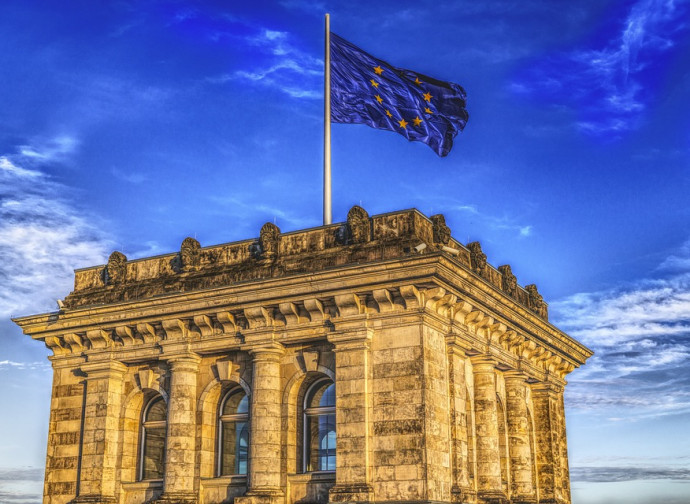 La bandiera europea sul Bundestag