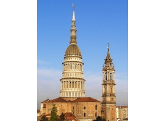 San Gaudenzio sfida il cielo con la sua altissima cupola